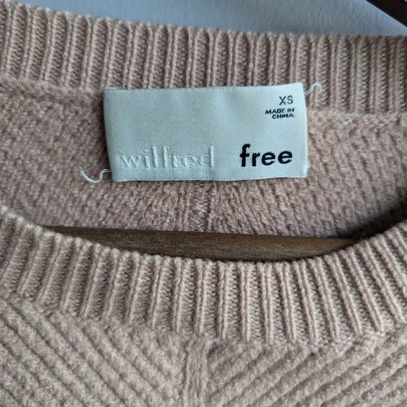 Aritzia Wilfred Free Women Oatmeal Tan Sweater Sz XS Hi Low Isabelli Merino Wool - Picture 3 of 8